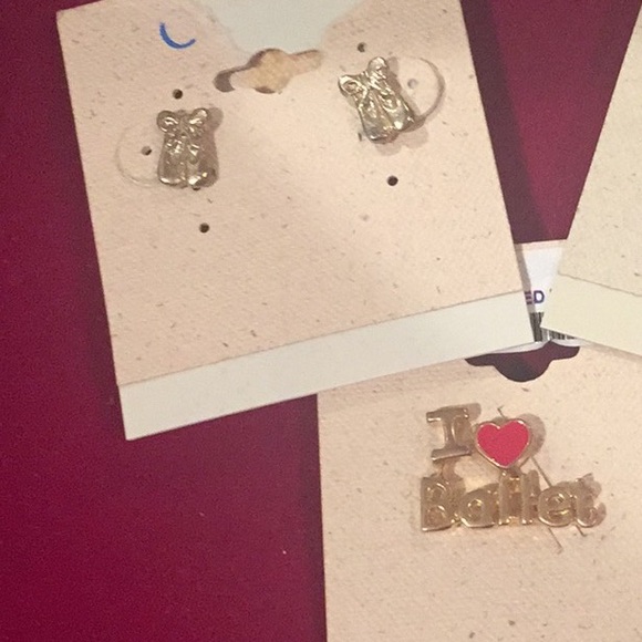 🛍3 for $30🛍Bundled Girls dance earrings, 1 dance pin - Picture 2 of 2